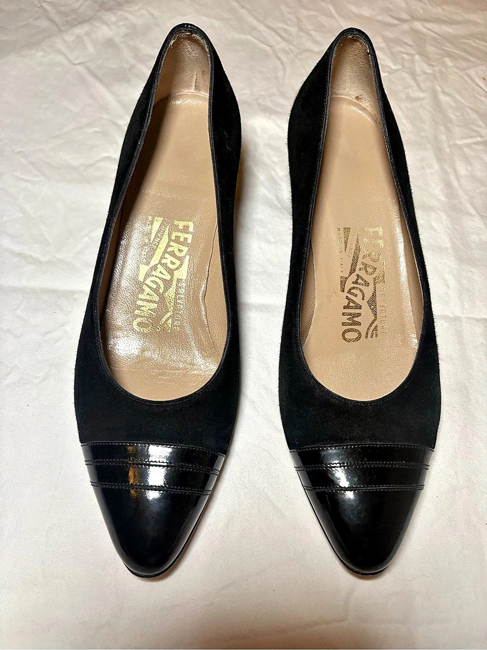 Salvatore Ferragamo Navone Black Suede Heels US 6 B